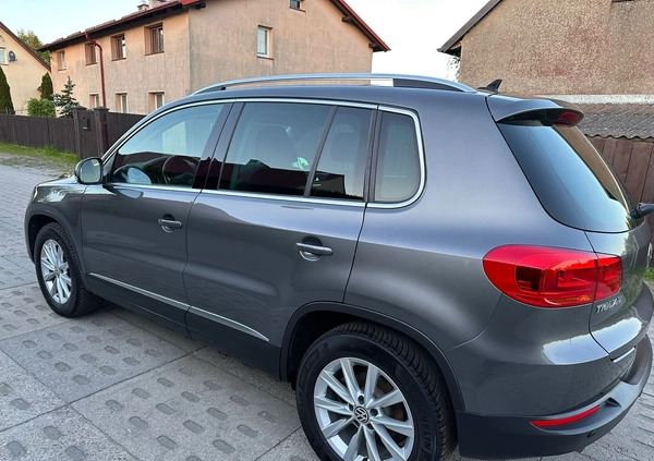 Volkswagen Tiguan cena 45900 przebieg: 189142, rok produkcji 2012 z Zwoleń małe 154